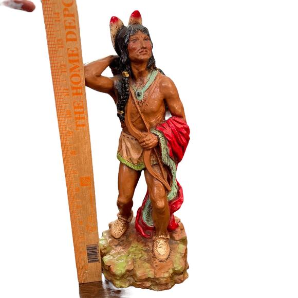 Vintage Native American Warrior Statue 1976 Universal Statuary Indian Figure - Picture 8 of 13